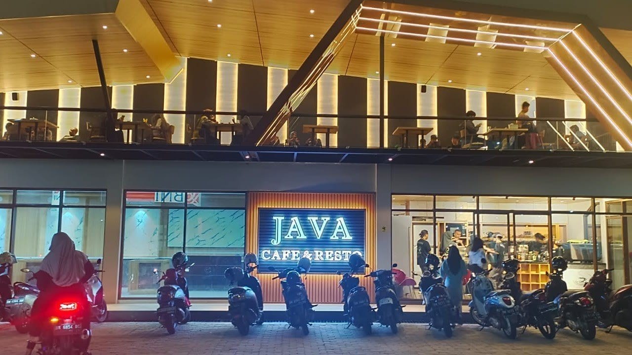 JAVA CAFE RESTO BOROBUDUR — Magelang